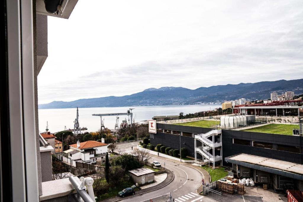 Apartment West Rijeka Exteriör bild